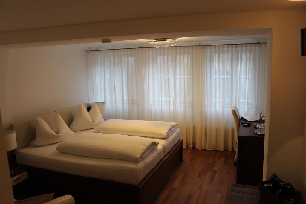 Hotel Schmales Haus Ulm Oda fotoğraf